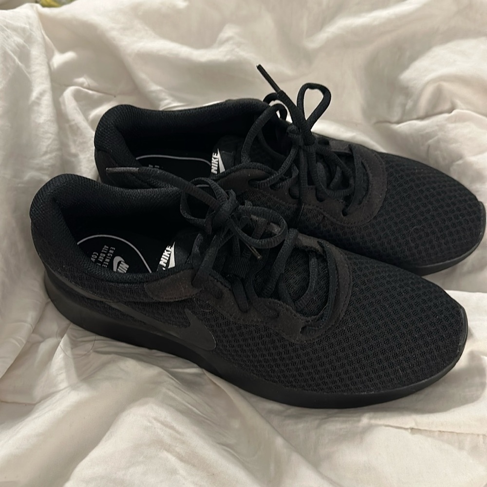 Women’s Nikes